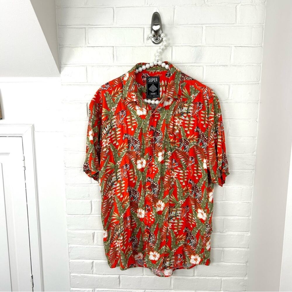 Super Massive Men’s Tiger Leopard Jungle Button Down Hawaiian Shirt Size M